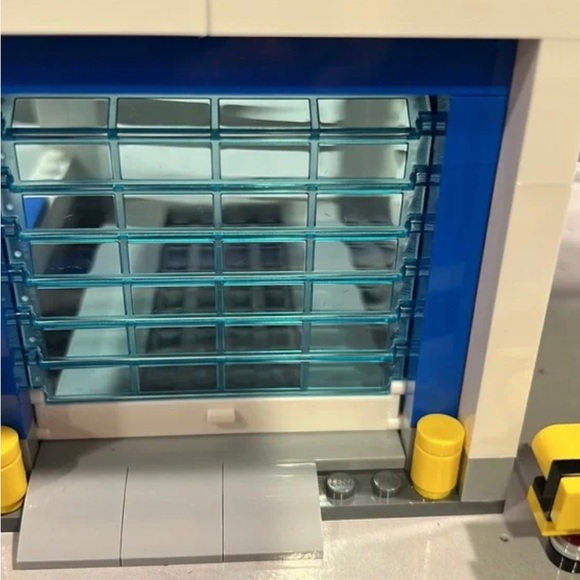 Lego police station - Picture 5 of 16